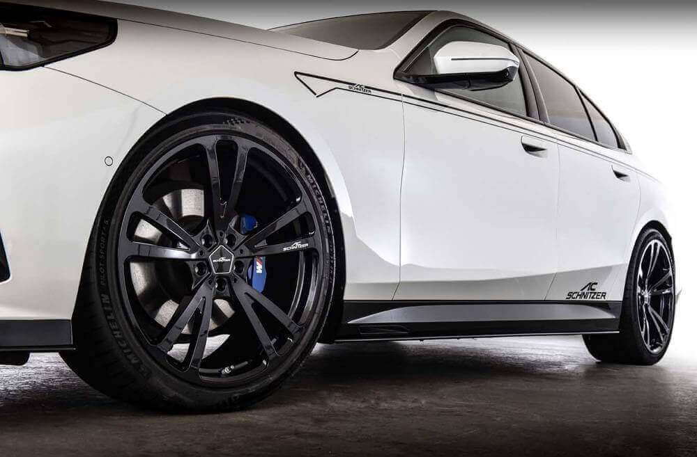 AC Schnitzer 21" wheel & tyre set AC3 FlowForming black Pirelli for BMW 5 series G60/G61